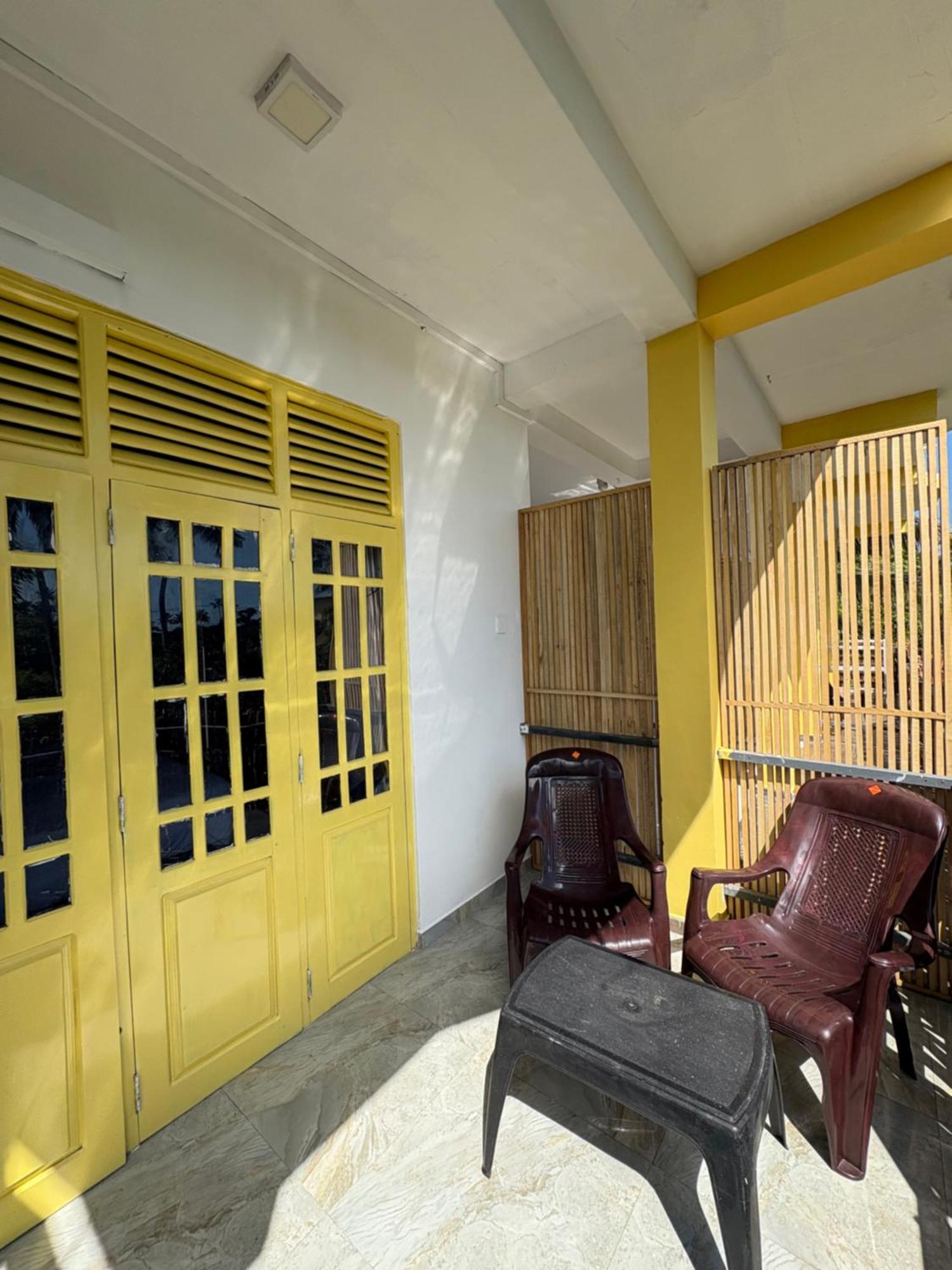Wake N Flow, เวลิกามา ภายนอก รูปภาพ