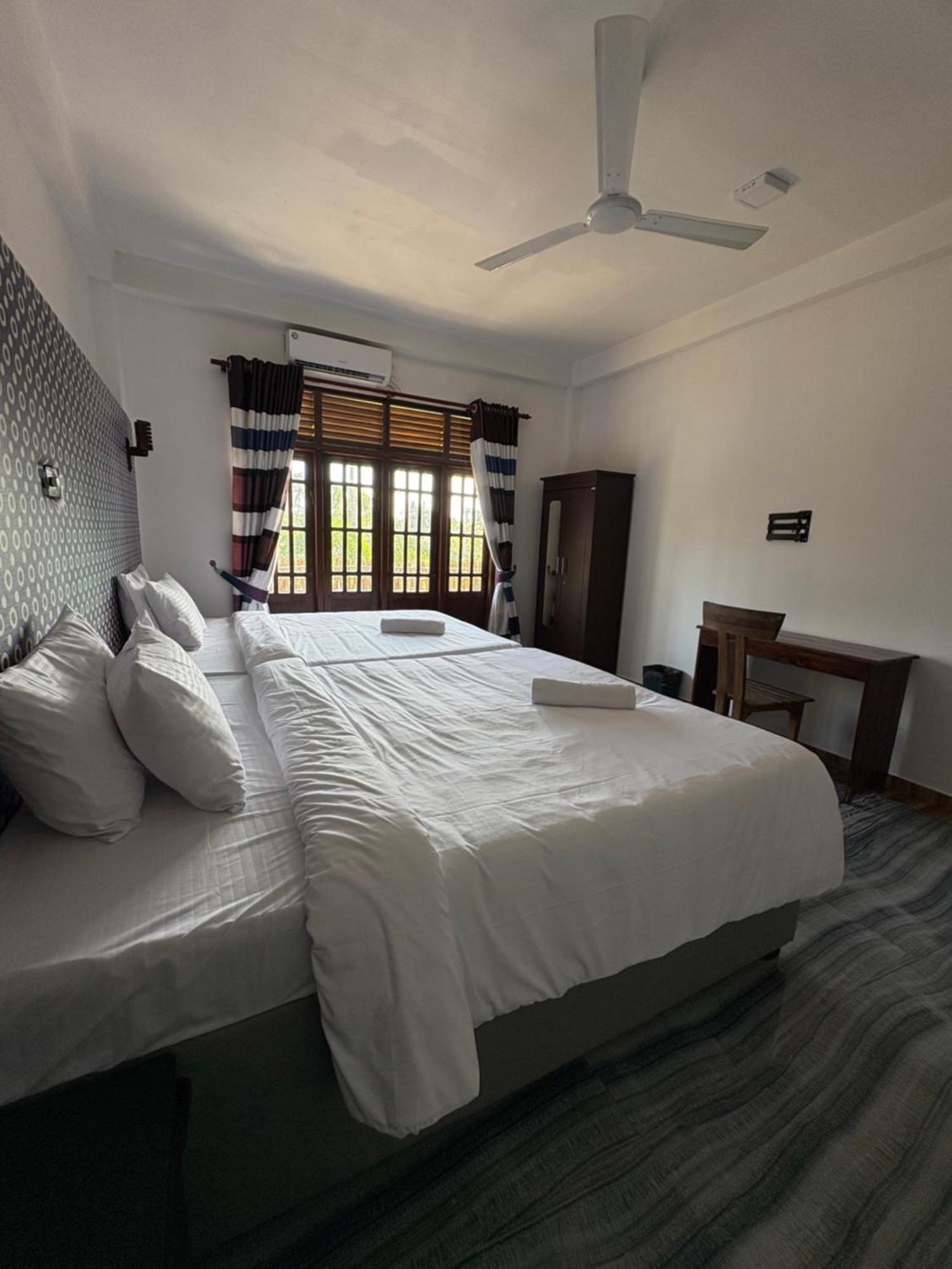 Wake N Flow, เวลิกามา ภายนอก รูปภาพ